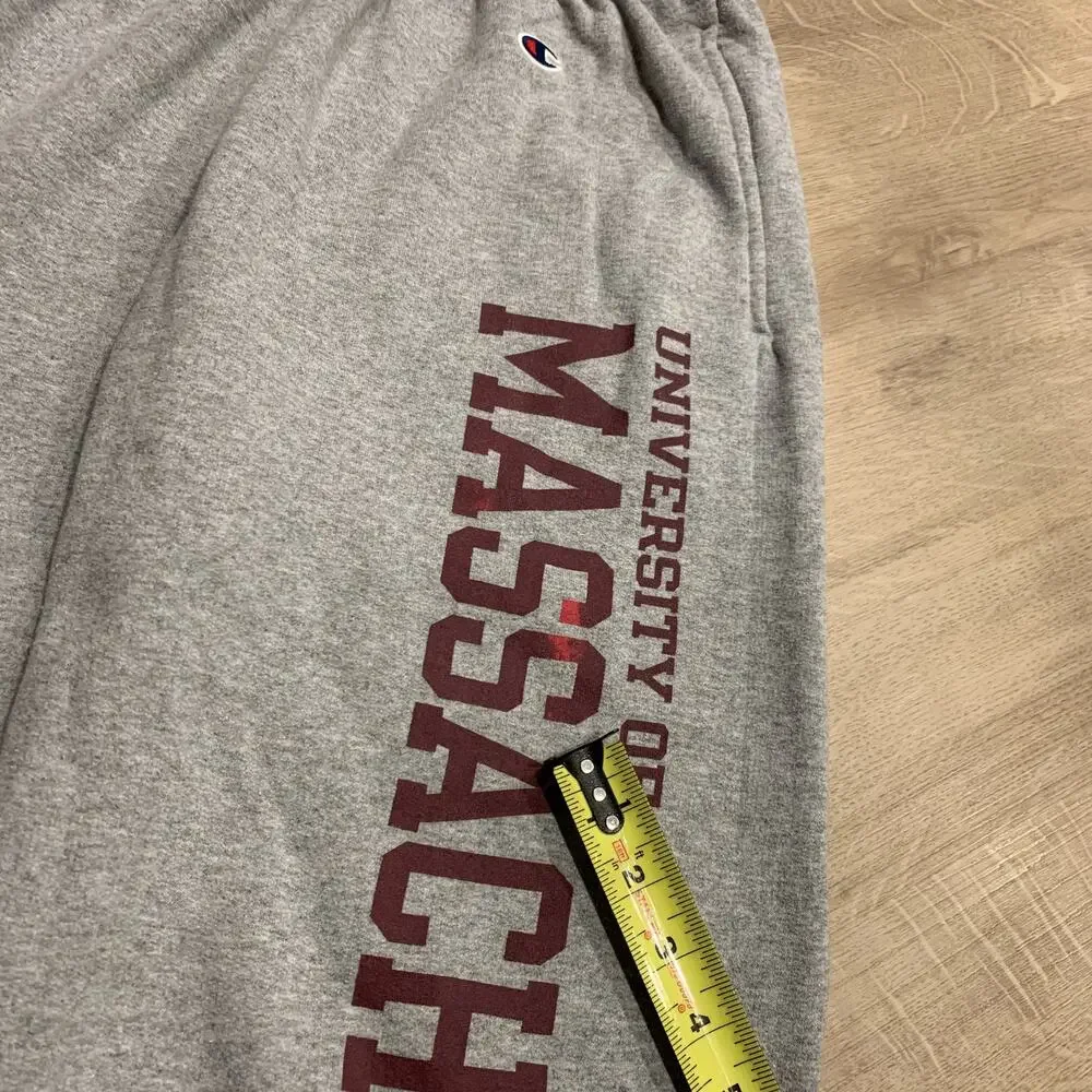 Champion UMass Amherst Minutemen Gray Sweatpants Joggers Men's Medium Collegiate